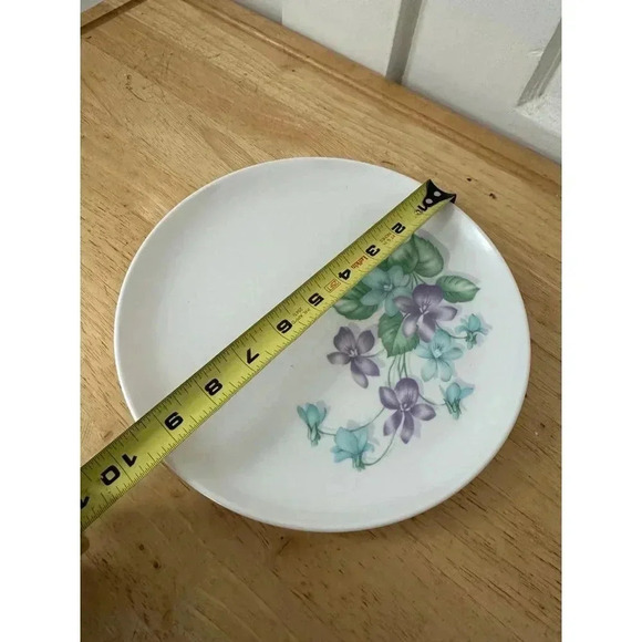 Royalon Inc floral Plate - Picture 2 of 5